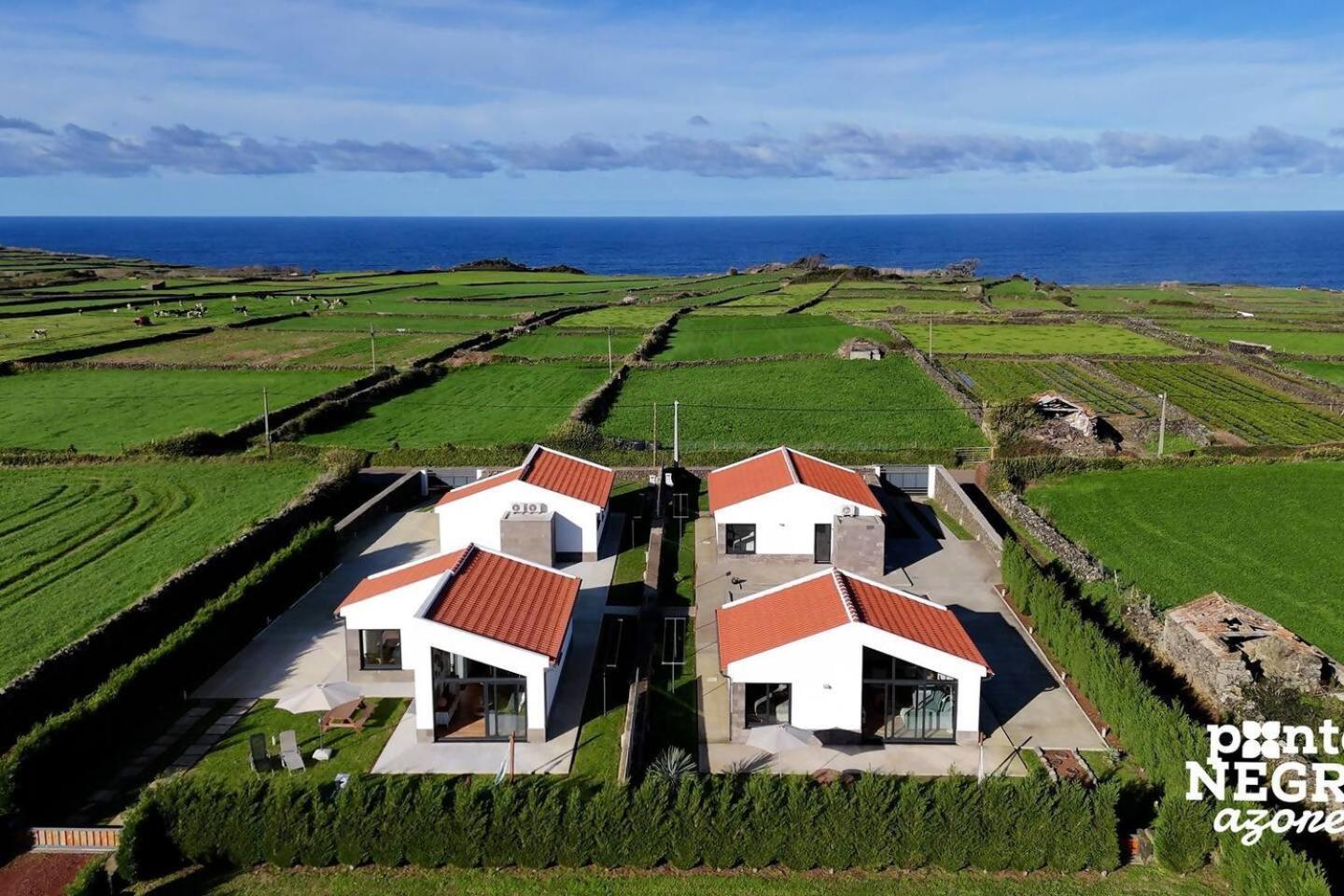 Beer House By Pontanegraazores Altares Exterior foto