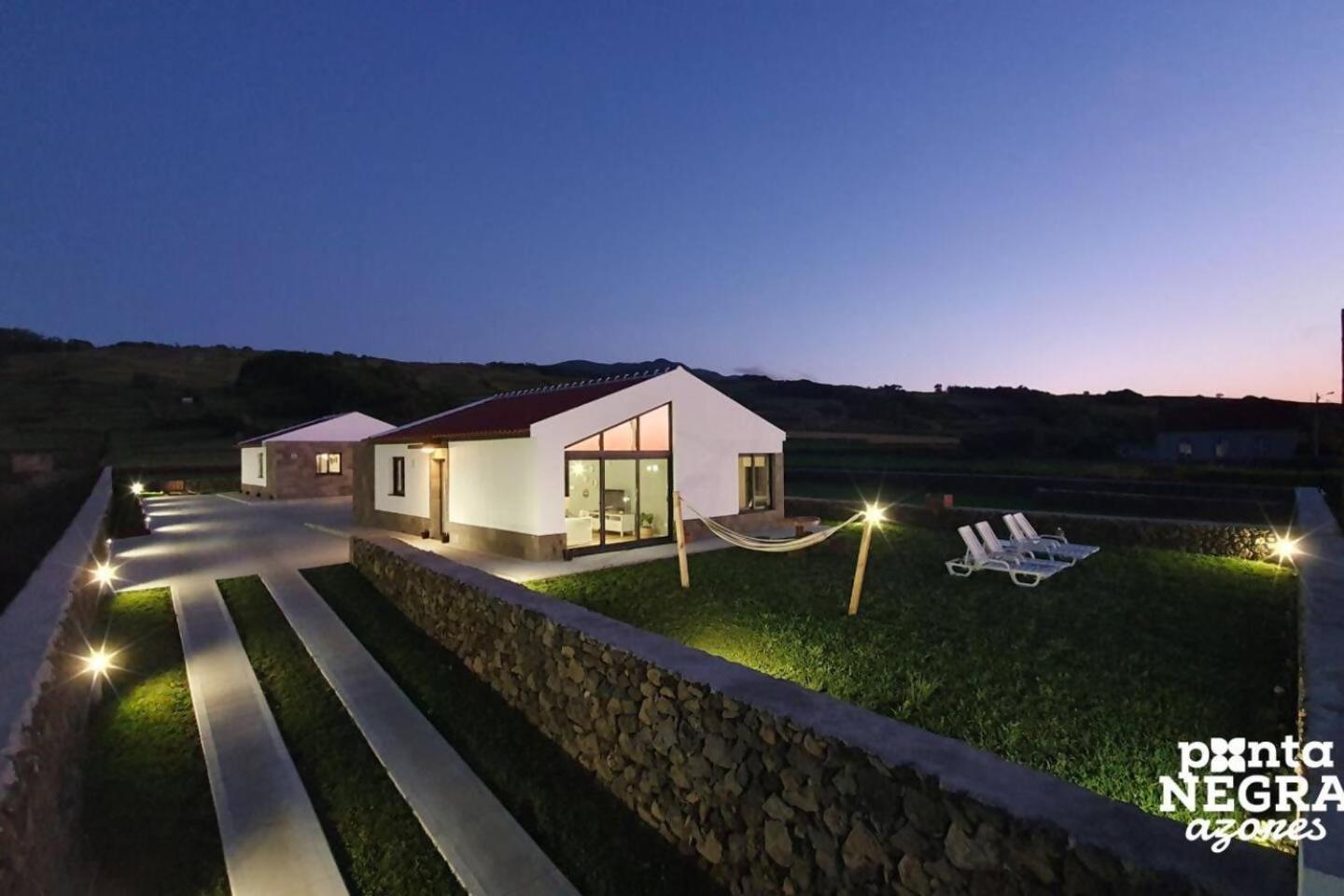 Beer House By Pontanegraazores Altares Exterior foto